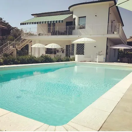 Cinciarella Apartment *